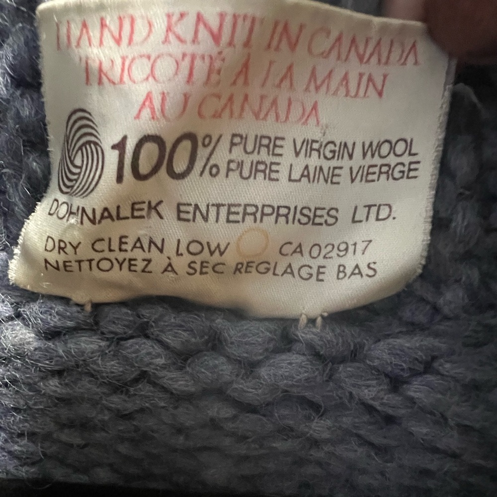 25. TUAK 100% Wool Sweater!! Beautiful piece with some flaws please look at pics - Picture 4 of 10